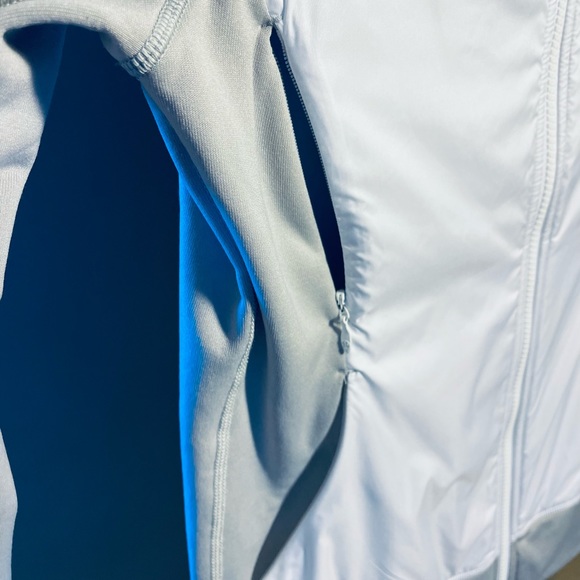 Lululemon Snug Sprinter Jacket - Picture 9 of 14